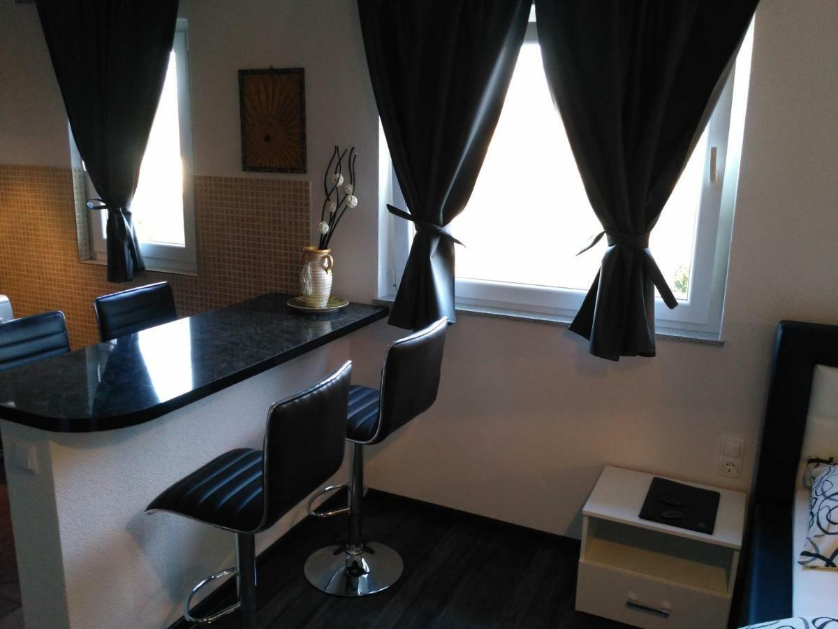 Guest House First Stop Rakovica Esterno foto