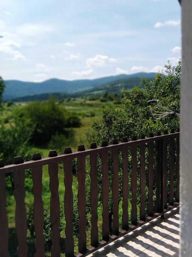 Guest House First Stop Rakovica Esterno foto
